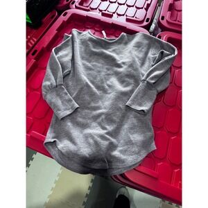Acting Pro Womens Gray Knit Tunic Top Long Sleeve Wide Cuff Curved Hem Size M